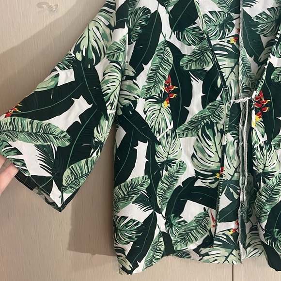 Rachel Zoe one size NWOT cardigan palm leaf tropical - Picture 2 of 3